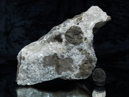 #33163 Super clear Nailhead Spar Calcite geode with Chalcopyrite ore and multiple small fossils in the matrix