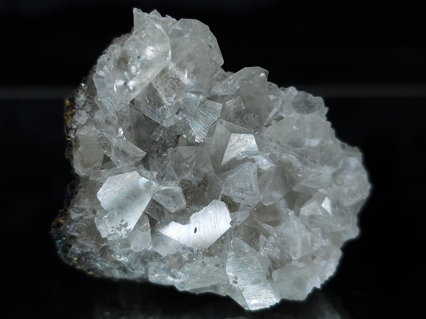 #33164 Super clear Nailhead Spar Calcite cluster with Chalcopyrite ore and multiple small fossils in the matrix