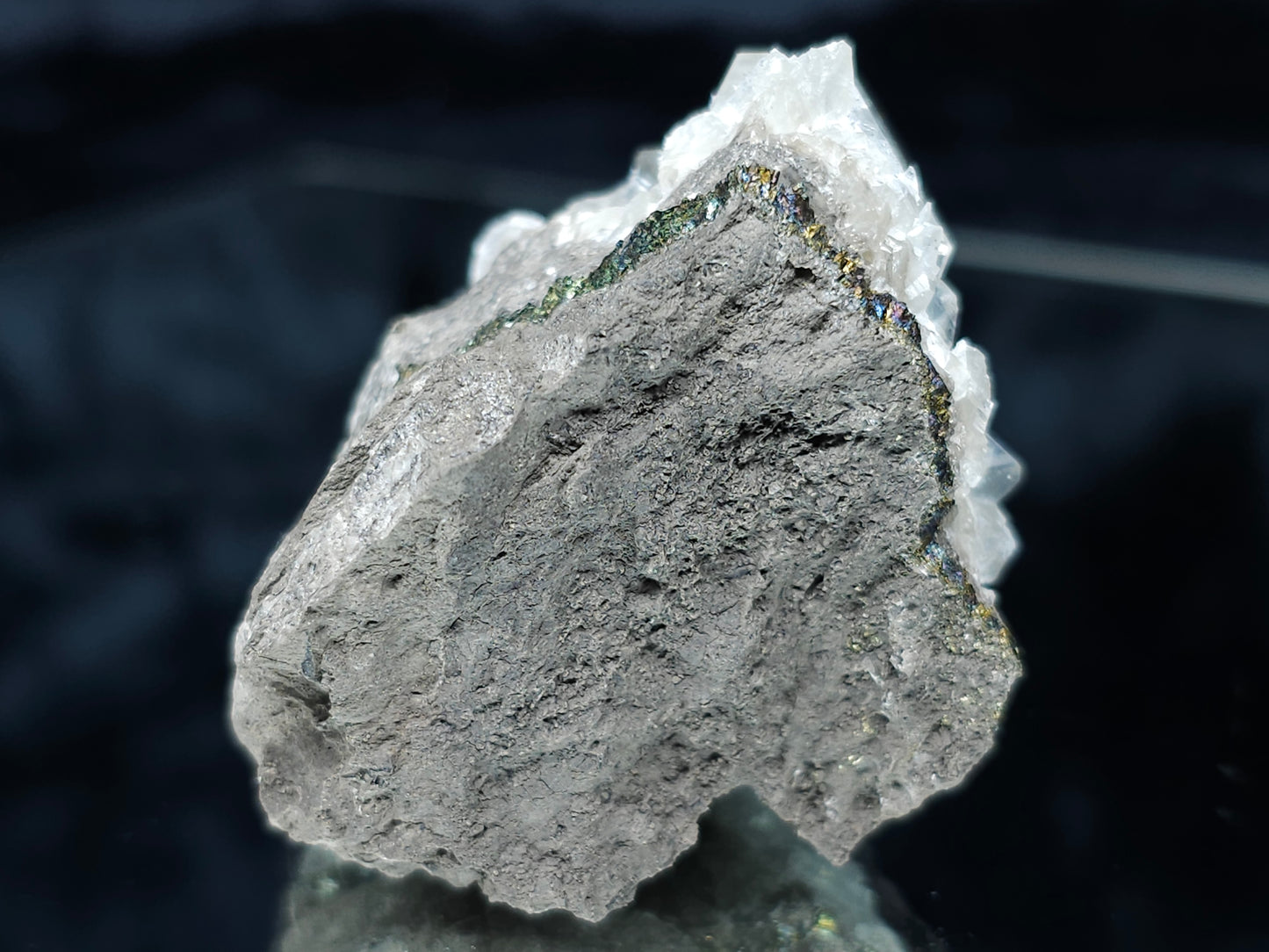 #33164 Super clear Nailhead Spar Calcite cluster with Chalcopyrite ore and multiple small fossils in the matrix