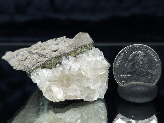 #33168 Super clear Nailhead Spar Calcite cluster with Chalcopyrite ore and multiple small fossils in the matrix