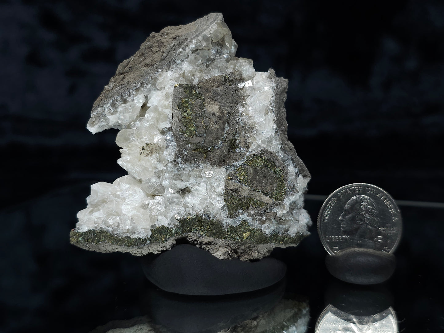 #33169 Super clear Nailhead Spar Calcite geode with Chalcopyrite ore and multiple small fossils in the matrix