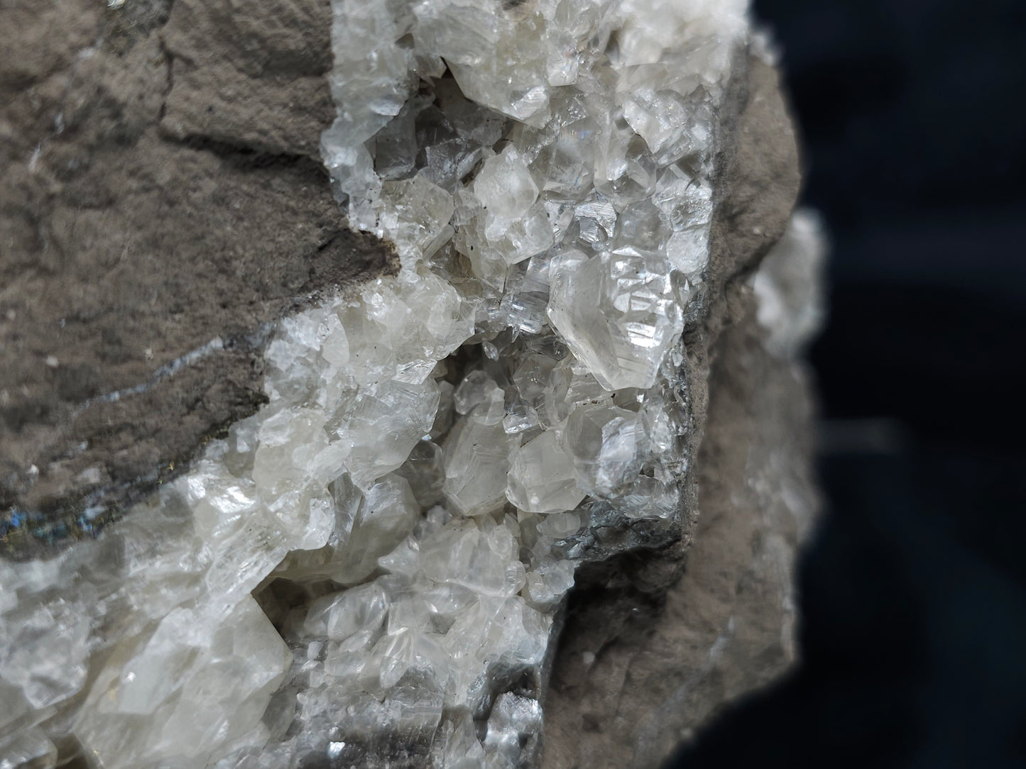#33176 Special clear Nailhead Spar Calcite cluster with Chalcopyrite ore and multiple small fossils in the matrix