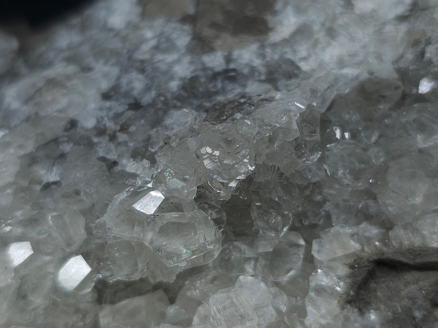 #33188 Special clear Nailhead Spar Calcite cluster with Chalcopyrite ore and multiple small fossils in the matrix