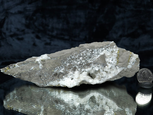 #33191 Special clear Nailhead Spar Calcite cluster with  Chalcopyrite ore and multiple small fossils in the matrix
