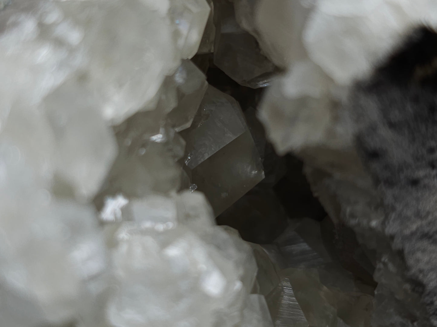 #33192 Special clear Nailhead Spar Calcite cluster with Chalcopyrite ore and multiple small fossils in the matrix