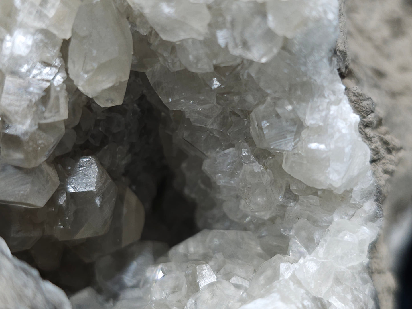 #33196 Special clear Nailhead Spar Calcite cluster and geode with  Chalcopyrite ore and multiple small fossils in the matrix