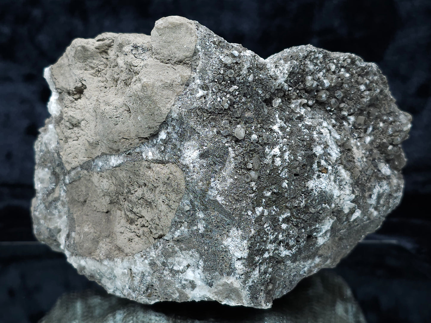#33196 Special clear Nailhead Spar Calcite cluster and geode with  Chalcopyrite ore and multiple small fossils in the matrix