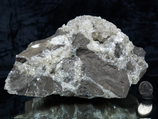 #33200 Special clear Nailhead Spar Calcite cluster and geode with Chalcopyrite ore and multiple small fossils in the matrix