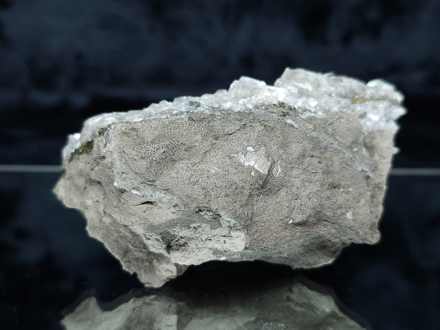 #33202 Super clear Nailhead Spar Calcite cluster and  Chalcopyrite ore and multiple small fossils in the matrix