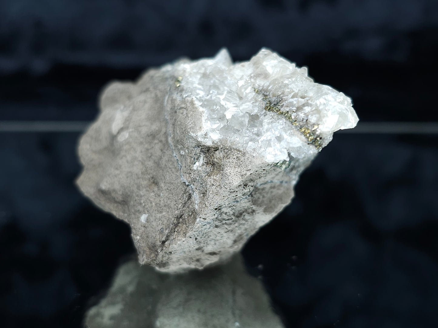 #33202 Super clear Nailhead Spar Calcite cluster and  Chalcopyrite ore and multiple small fossils in the matrix