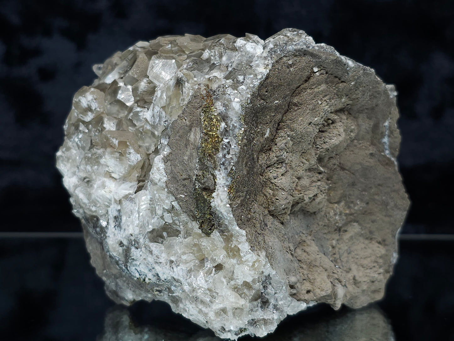 #33206 Super clear Nailhead Spar Calcite cluster and Chalcopyrite ore and multiple small fossils