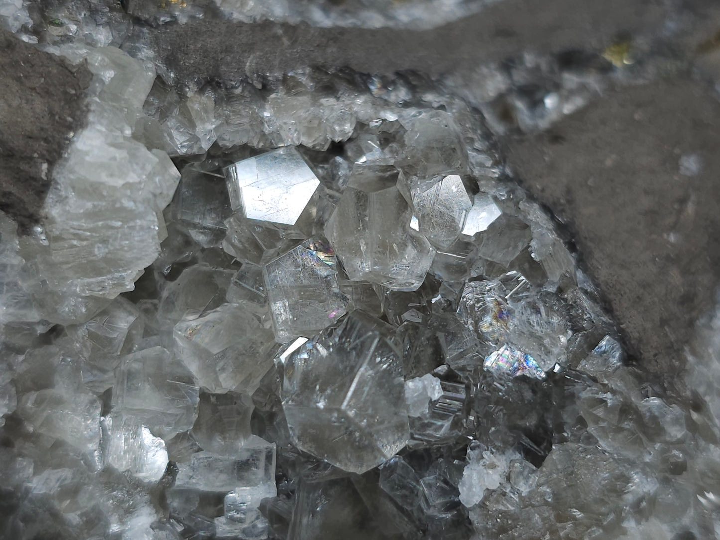 #33206 Super clear Nailhead Spar Calcite cluster and Chalcopyrite ore and multiple small fossils