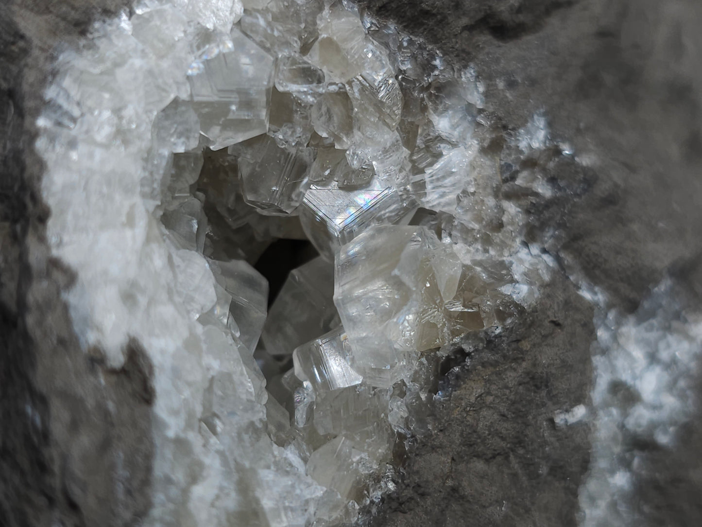 #33207 Super clear Nailhead Spar Calcite geode and Chalcopyrite ore and multiple small fossils