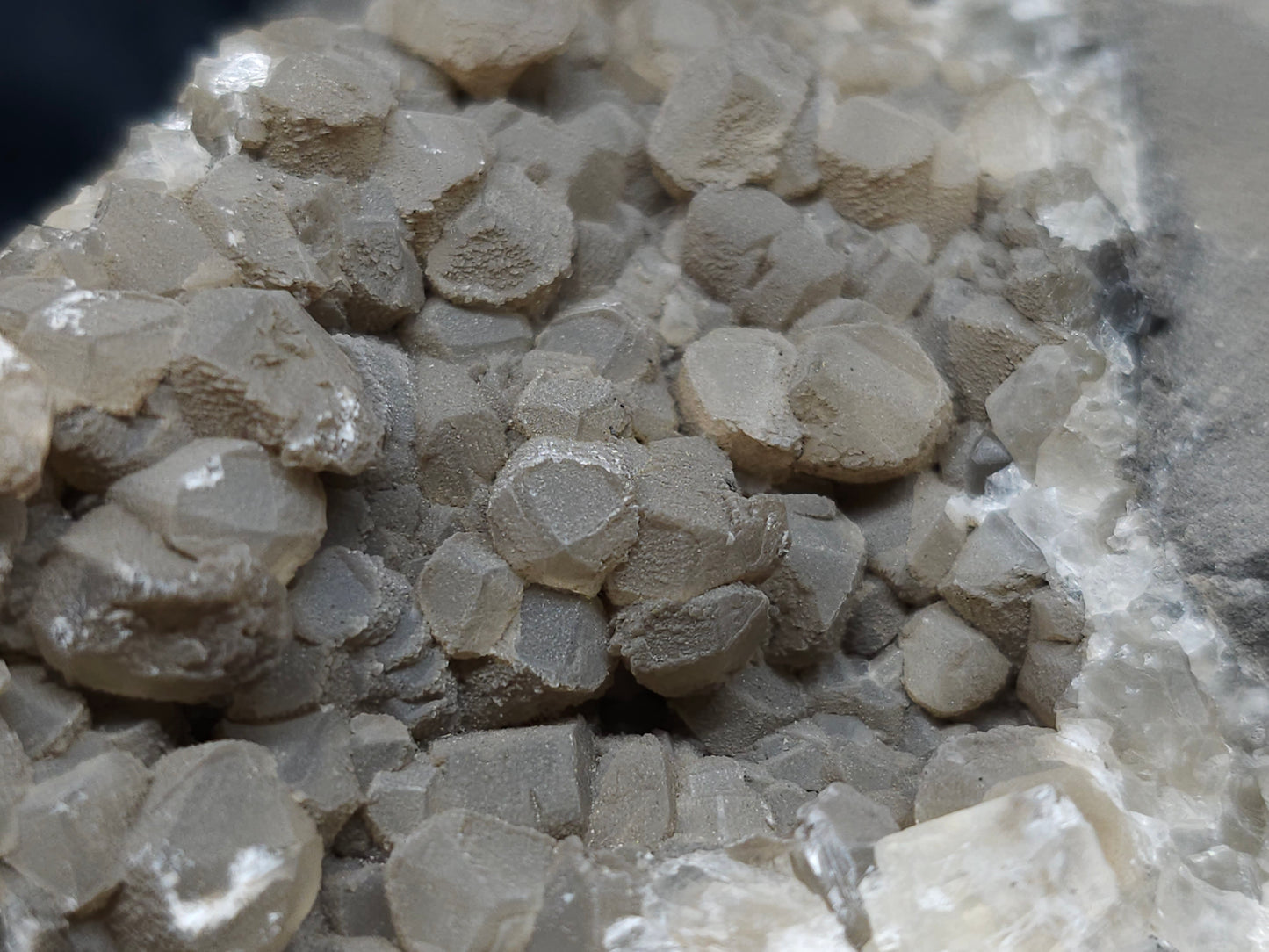 #33212 Super clear Nailhead Spar Calcite cluster and Chalcopyrite ore and multiple small fossils