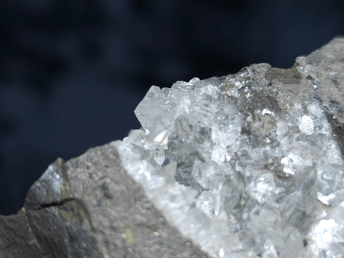 #33212 Super clear Nailhead Spar Calcite cluster and Chalcopyrite ore and multiple small fossils