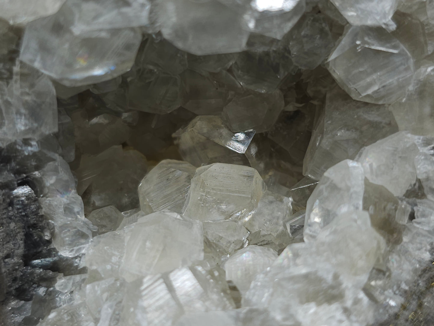 #33215 Super clear Nailhead Spar Calcite geode and Chalcopyrite ore and multiple small fossils in the matrix