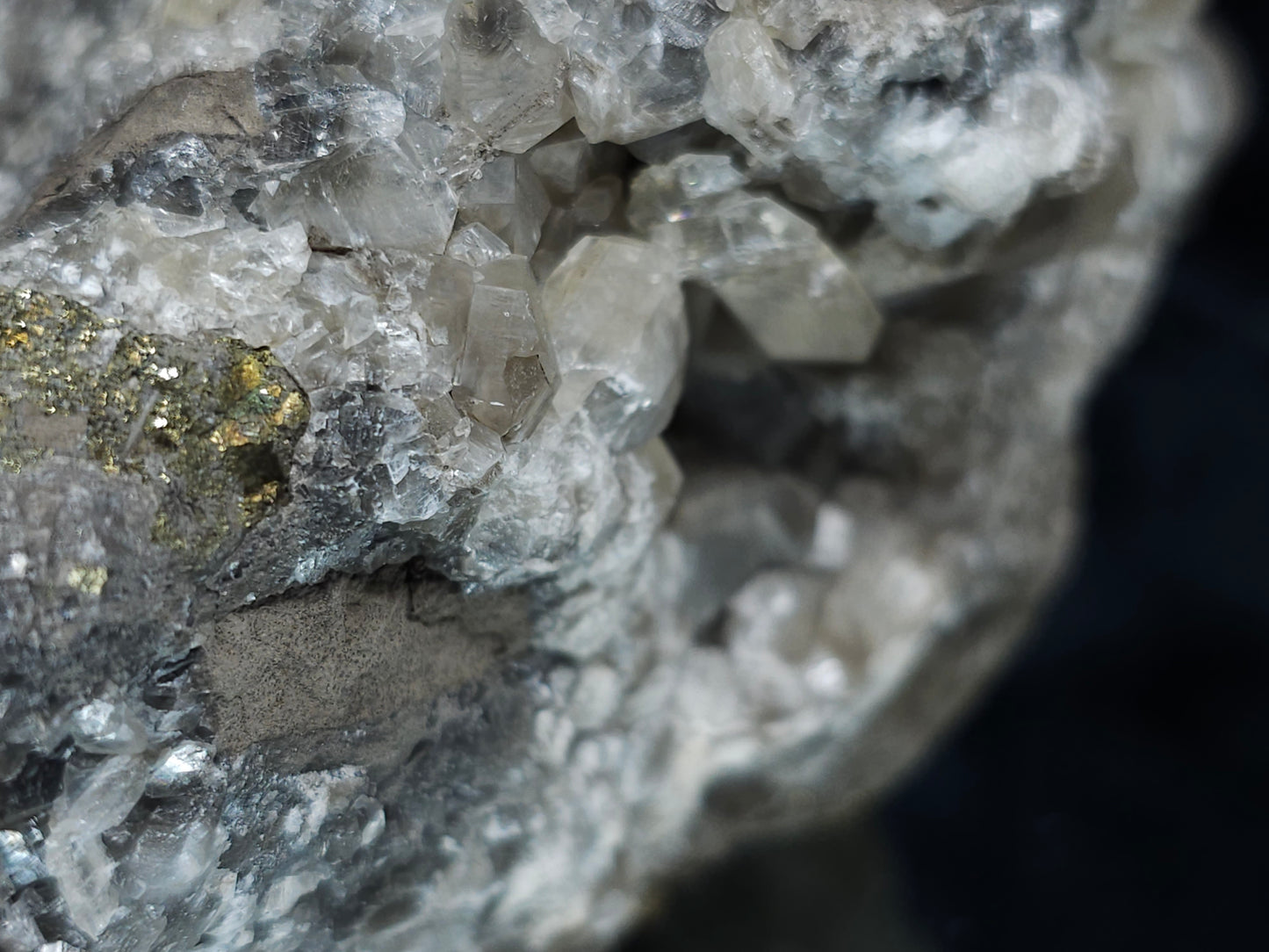 #33215 Super clear Nailhead Spar Calcite geode and Chalcopyrite ore and multiple small fossils in the matrix