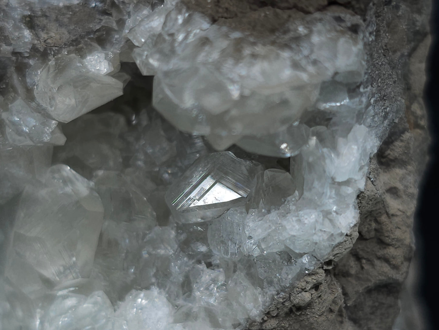 #33216 Super clear Nailhead Spar Calcite geode and Chalcopyrite ore and multiple small fossils in the matrix