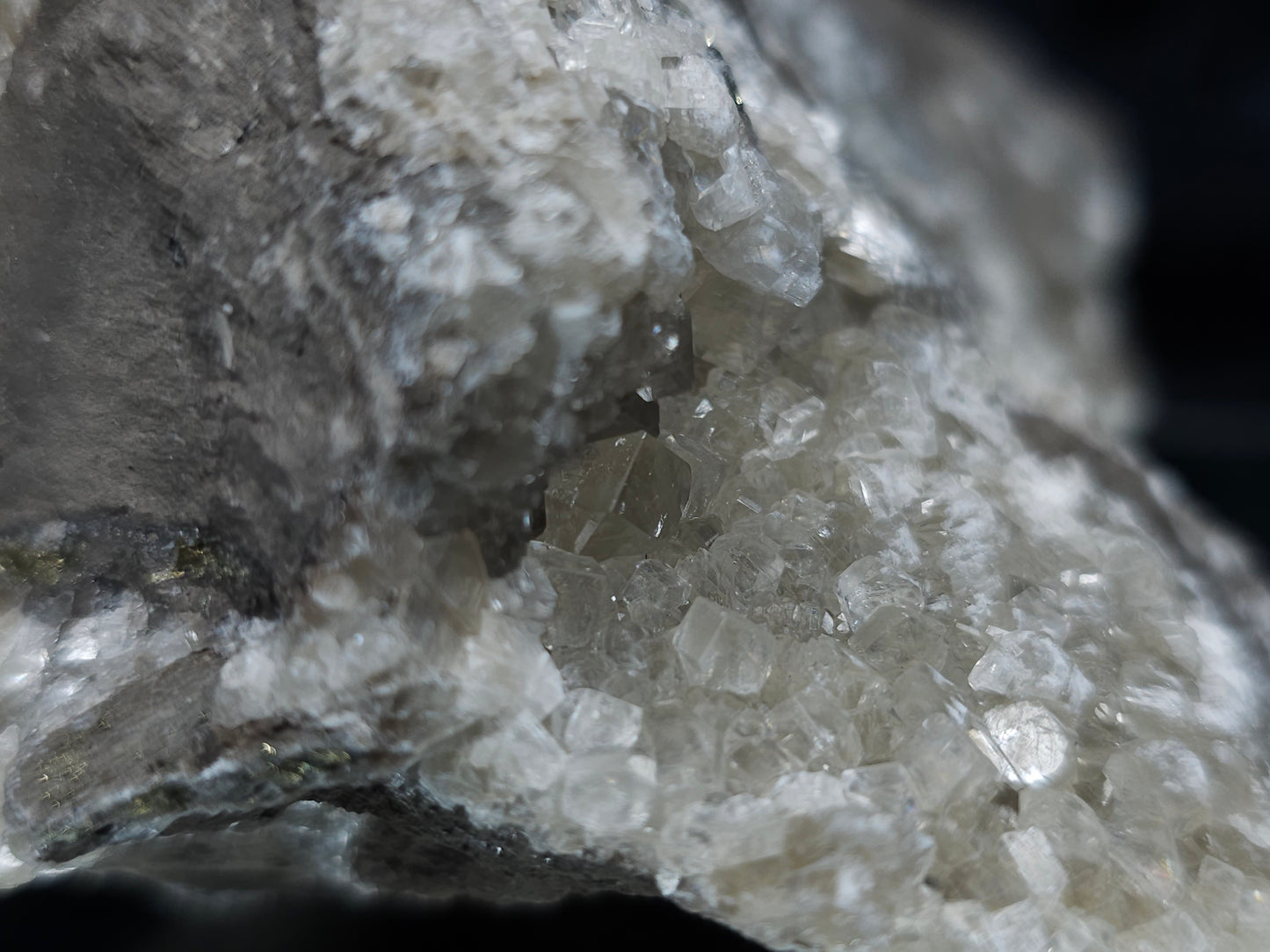 #33218 Super clear Nailhead Spar Calcite geode and Chalcopyrite ore and multiple small fossils
