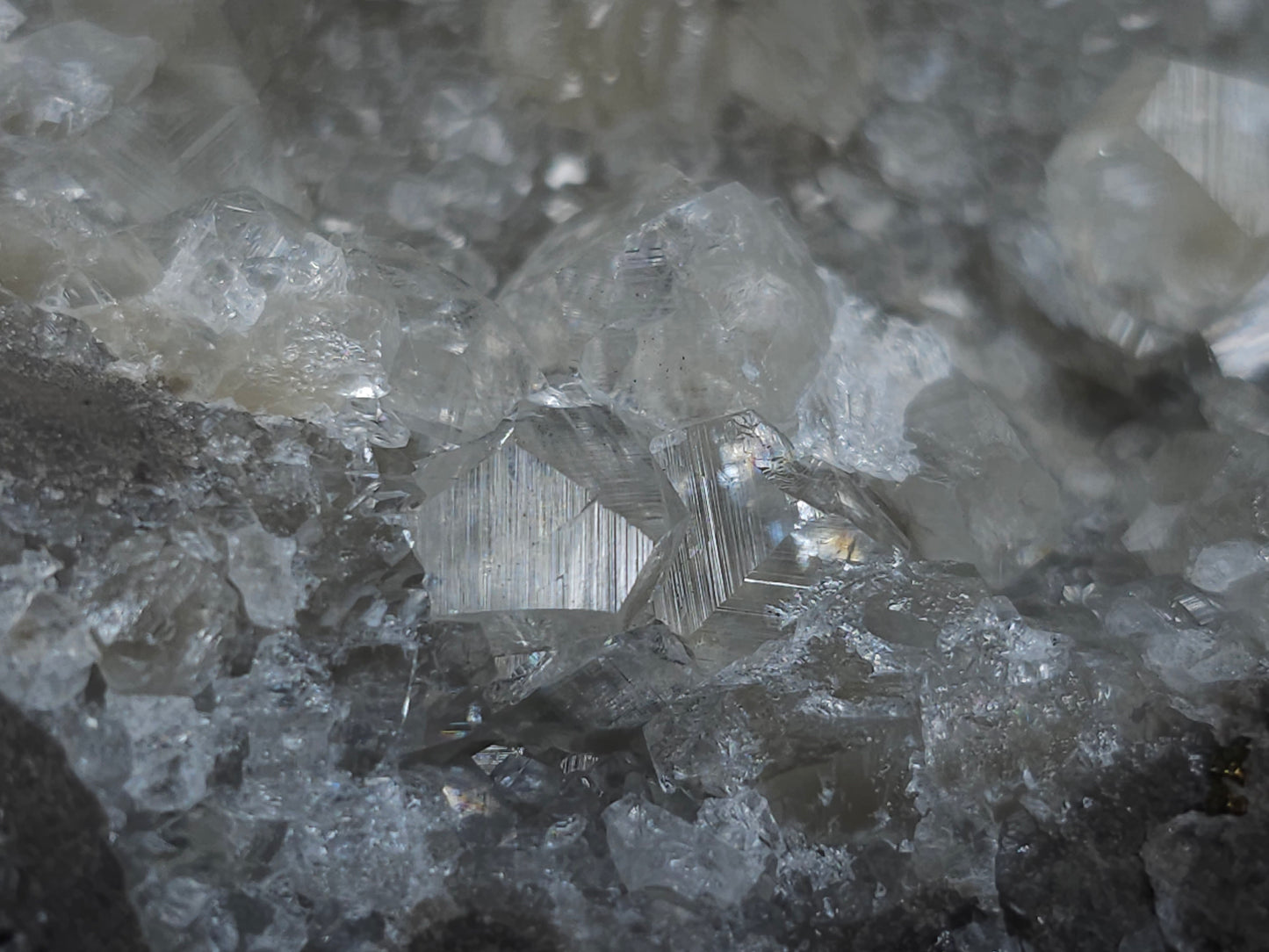 #33220 Super clear Nailhead Spar Calcite cluster and Chalcopyrite ore and multiple small fossils in the matrix