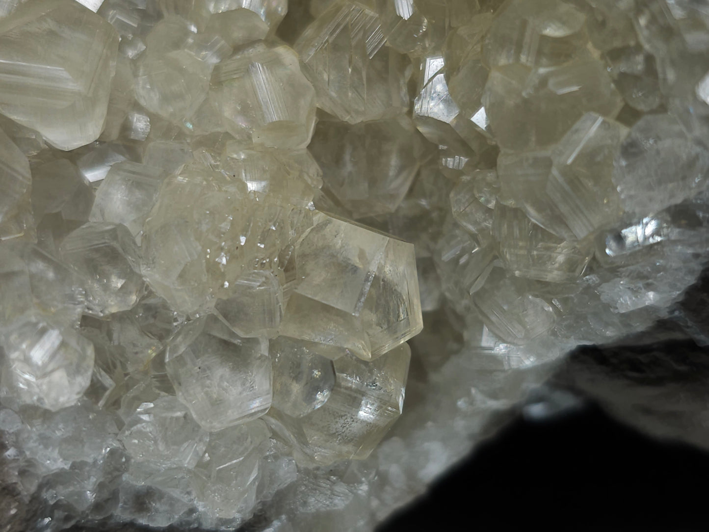 #33974 Super clear Nailhead Spar Calcite geode and  Chalcopyrite ore and multiple small fossils in the matrix