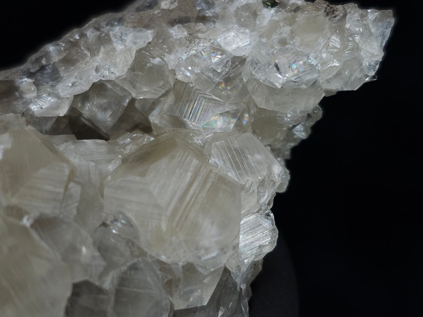 #33986 Super clear Nailhead Spar Calcite cluster and Chalcopyrite ore and multiple small fossils in the matrix