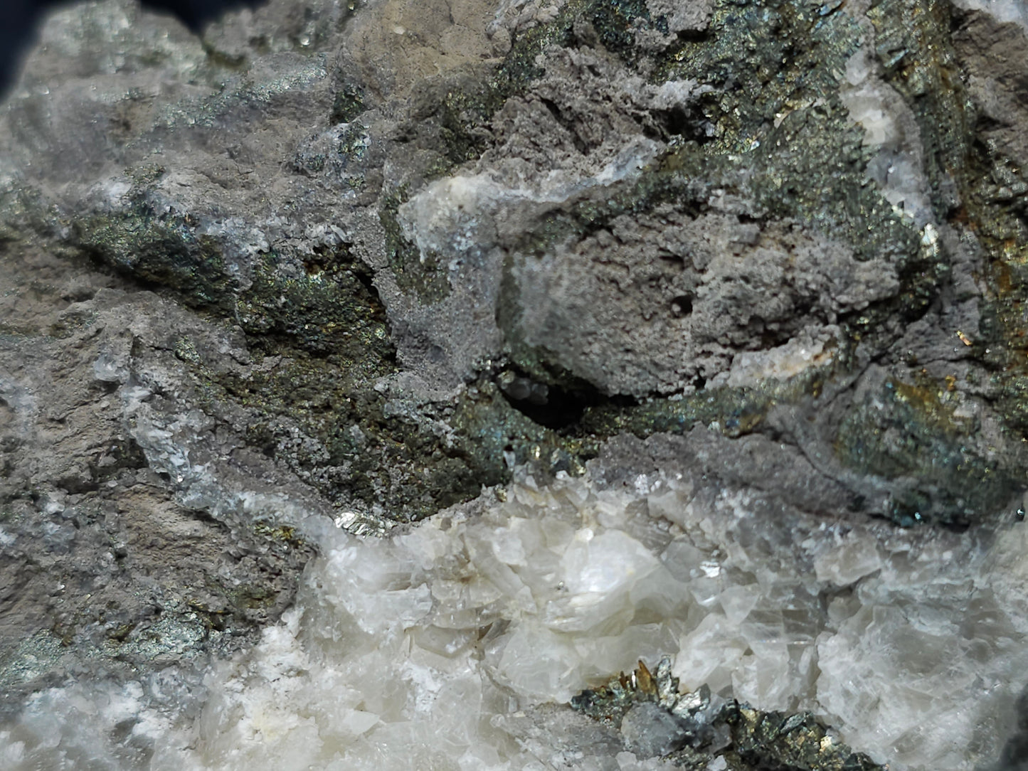 #35883 Golden Chalcopyrite ore and Calcite formation