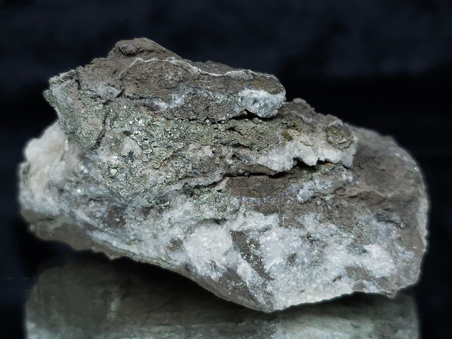 #35892 Chalcopyrite ore and Calcite formation