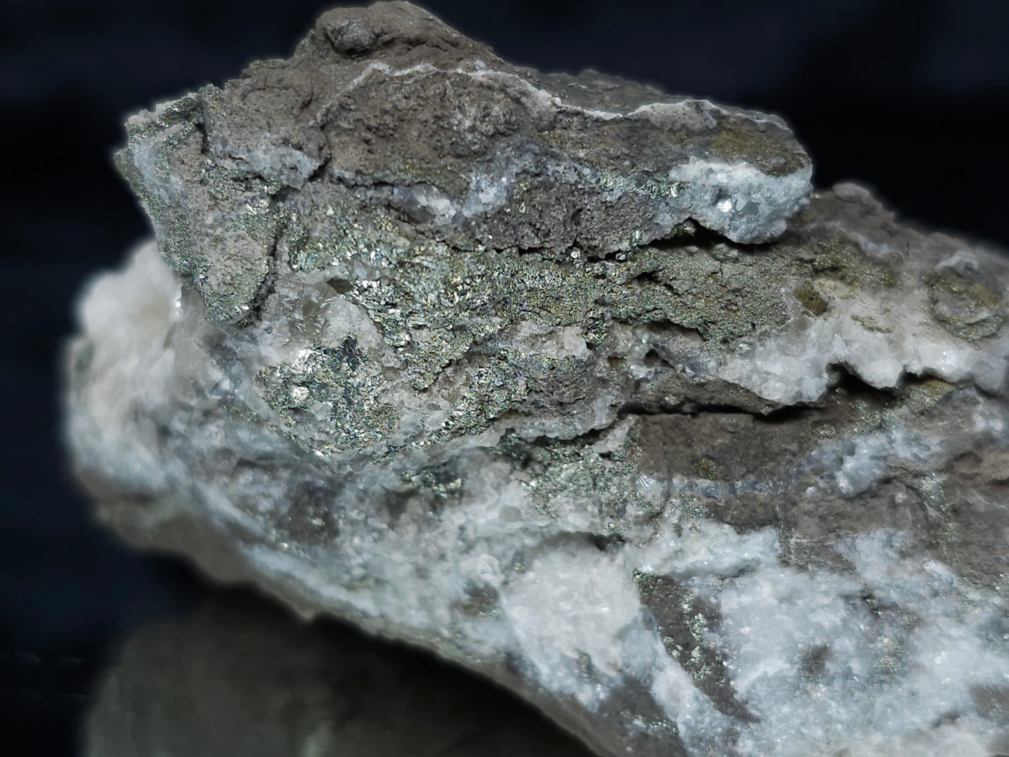 #35892 Chalcopyrite ore and Calcite formation