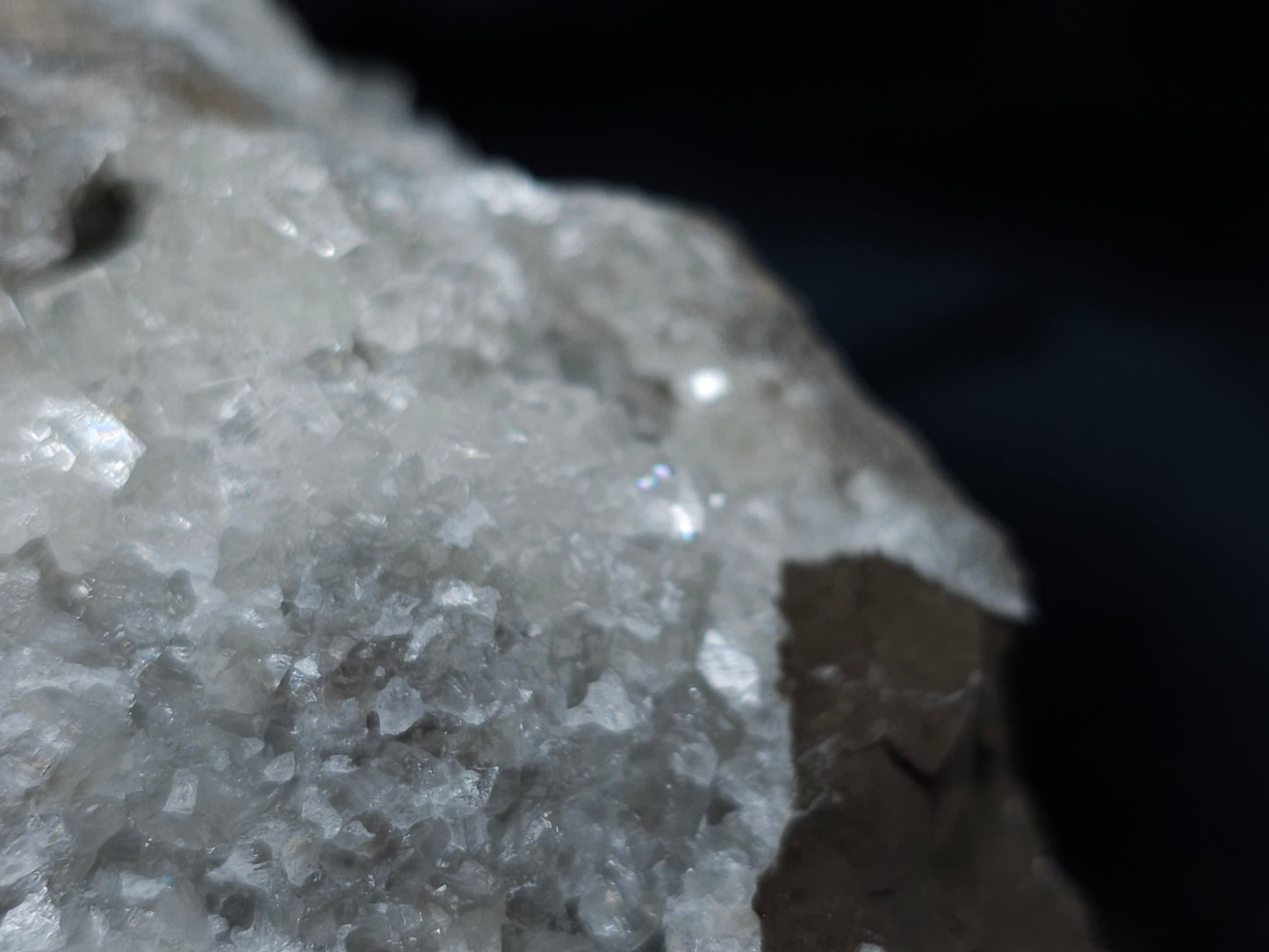 #35920 #Q Super clear Nailhead Spar Calcite geode, Chalcopyrite ore and multiple small fossils in the matrix