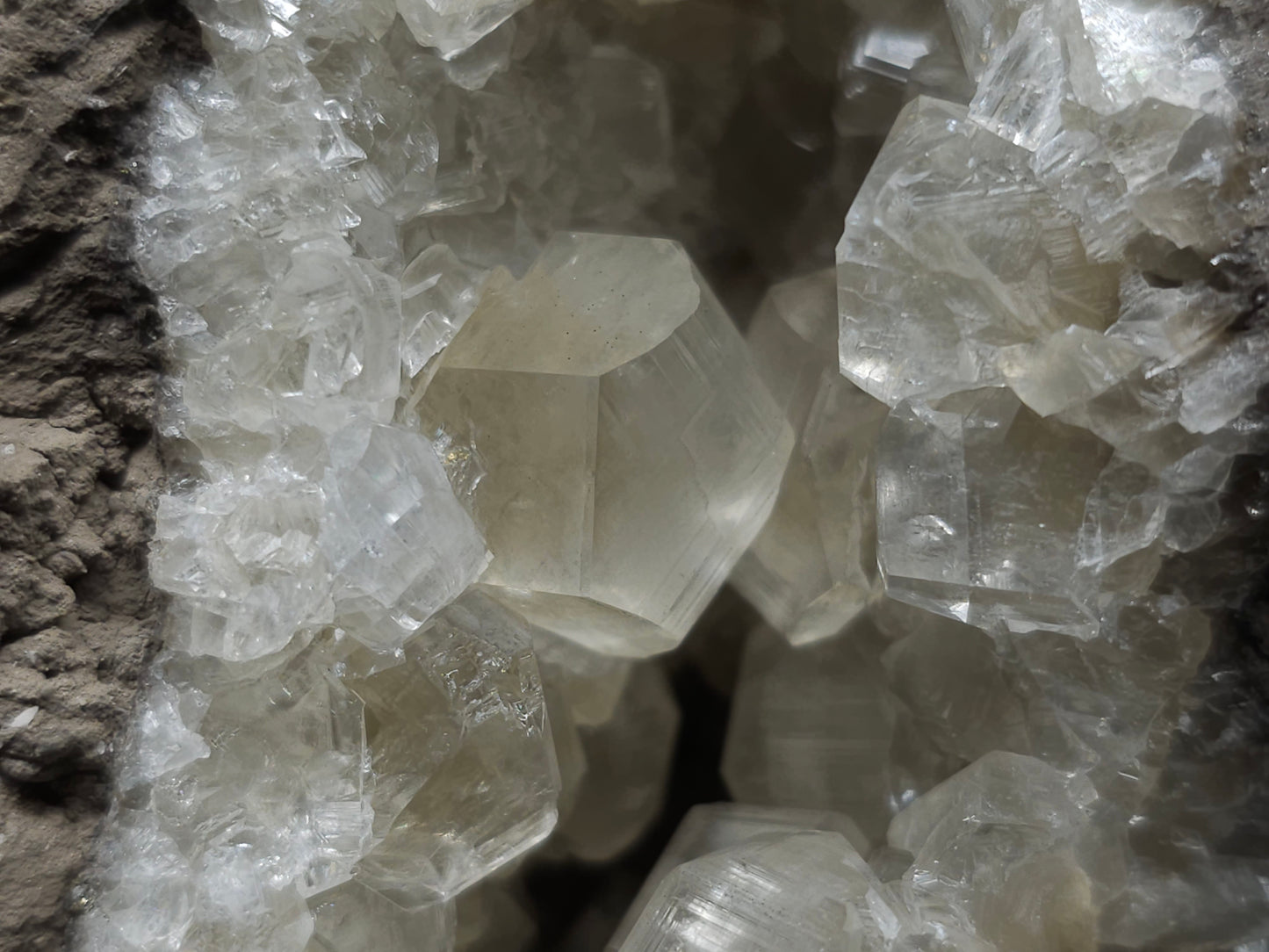 #33972 Super clear Nailhead Spar Calcite geode and Chalcopyrite ore and multiple small fossils in the matrix