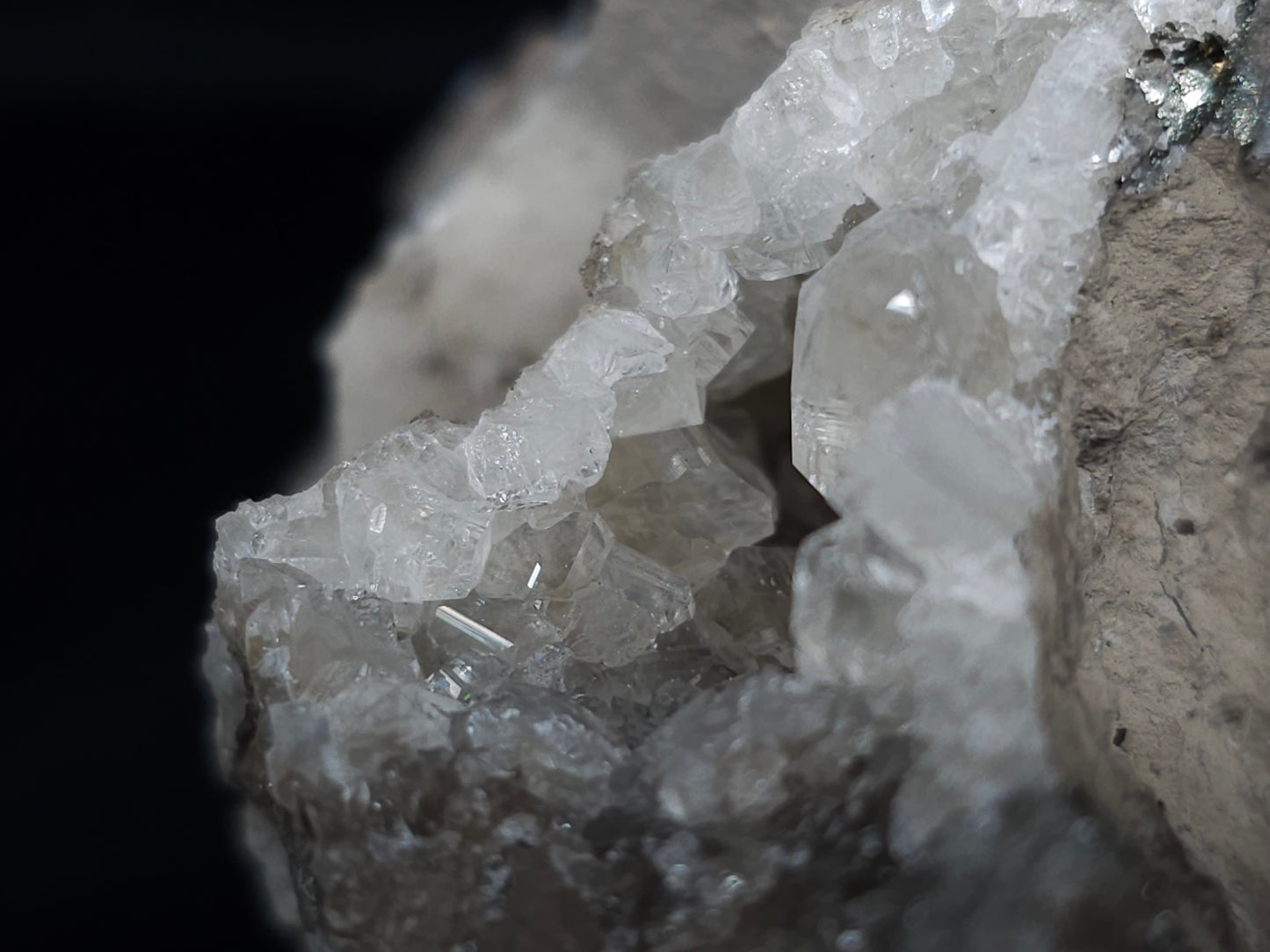 #33972 Super clear Nailhead Spar Calcite geode and Chalcopyrite ore and multiple small fossils in the matrix