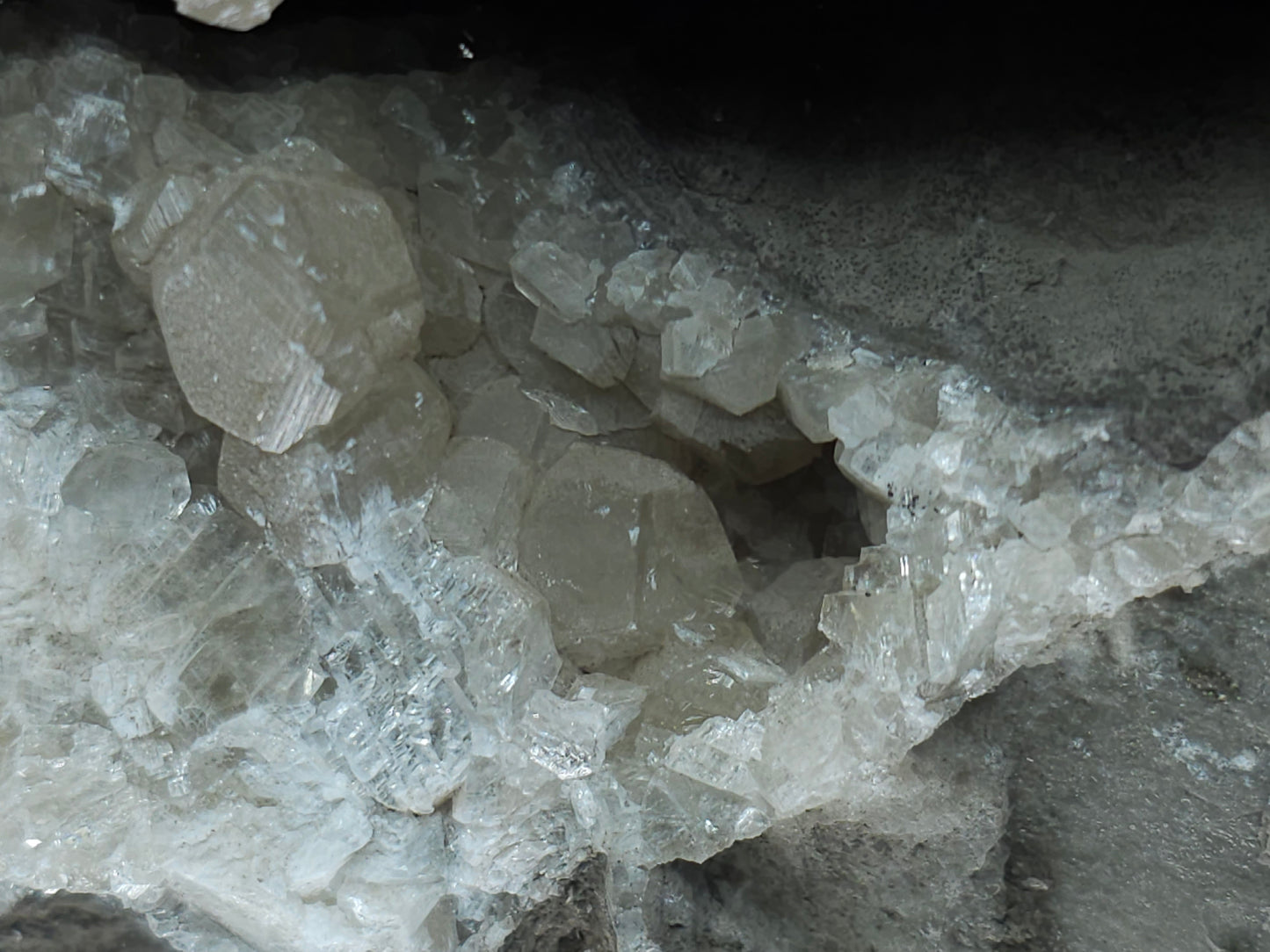 #33976 Super clear Nailhead Spar Calcite geode and Chalcopyrite ore and multiple small fossils in the matrix