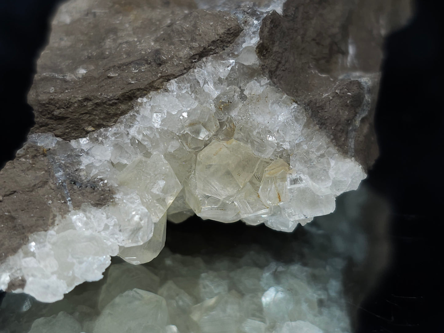 #33979 Super clear Nailhead Spar Calcite geode and Chalcopyrite ore and multiple small fossils in the matrix
