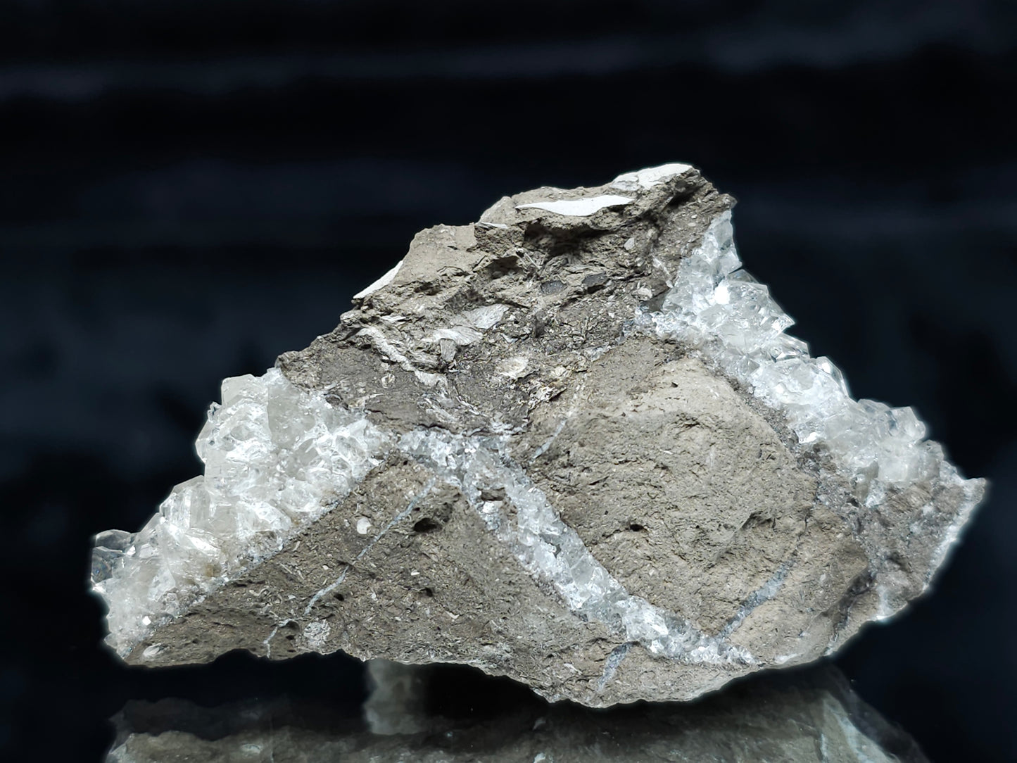 #33981 Super clear Nailhead Spar Calcite cluster and Chalcopyrite ore and multiple small fossils in the matrix