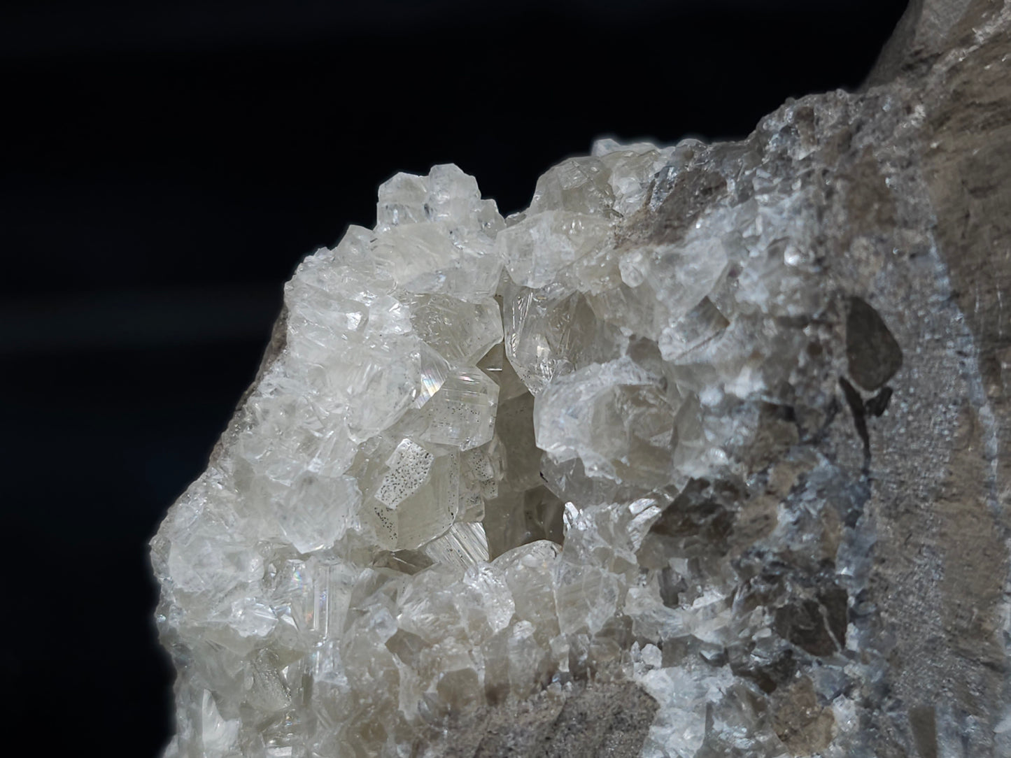 #33983 Super clear Nailhead Spar Calcite cluster and Chalcopyrite ore and multiple small fossils in the matrix