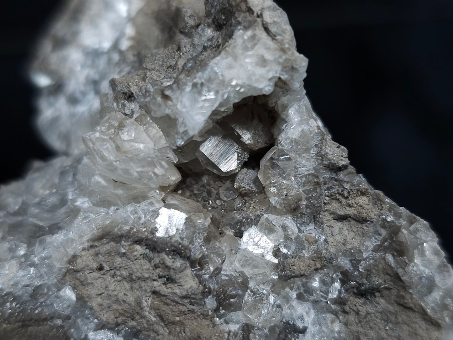 #33984 Super clear Nailhead Spar Calcite cluster and Chalcopyrite ore and multiple small fossils in the matrix