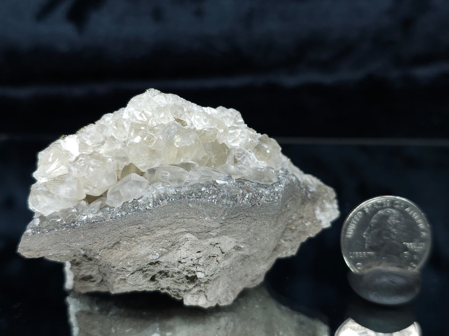 #33985 Super clear Nailhead Spar Calcite cluster and Chalcopyrite ore and multiple small fossils in the matrix