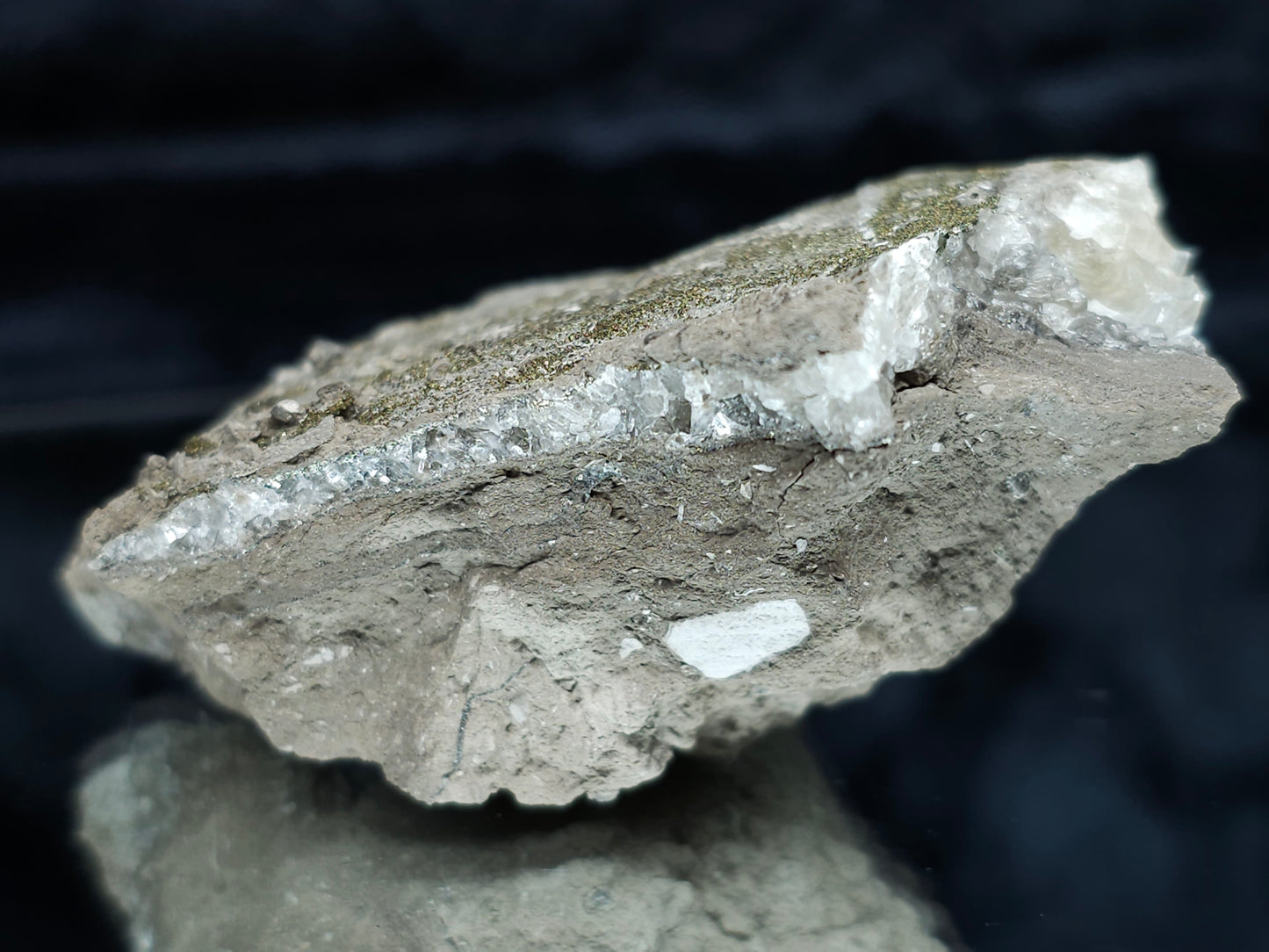 #33985 Super clear Nailhead Spar Calcite cluster and Chalcopyrite ore and multiple small fossils in the matrix
