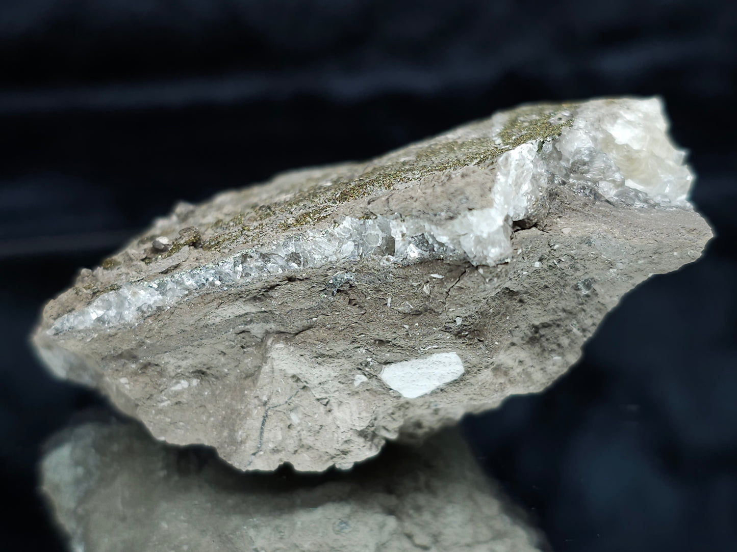 #33985 Super clear Nailhead Spar Calcite cluster and Chalcopyrite ore and multiple small fossils in the matrix