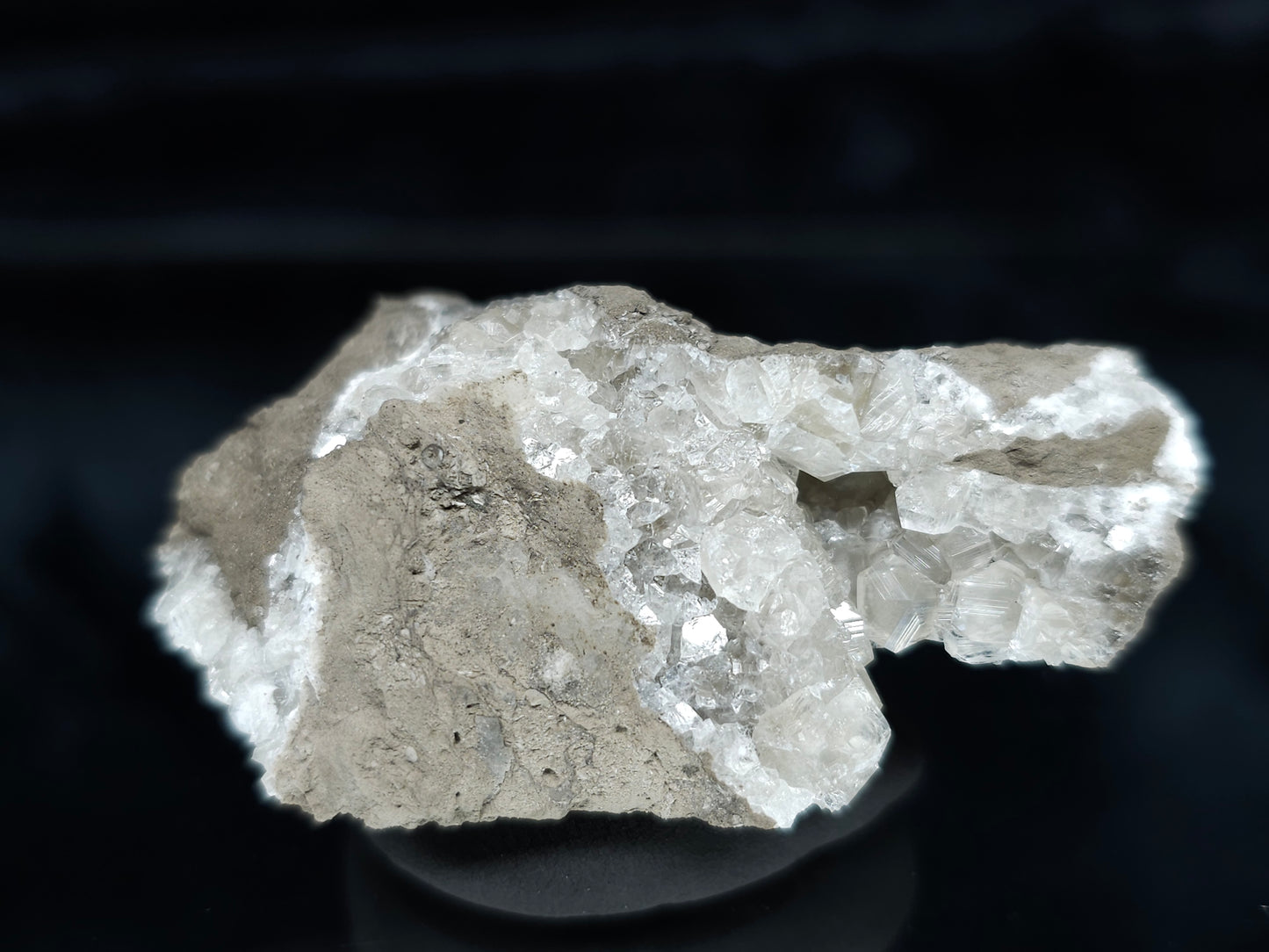 #33989 Super clear Nailhead Spar Calcite geode and  Chalcopyrite ore and multiple small fossils in the matrix