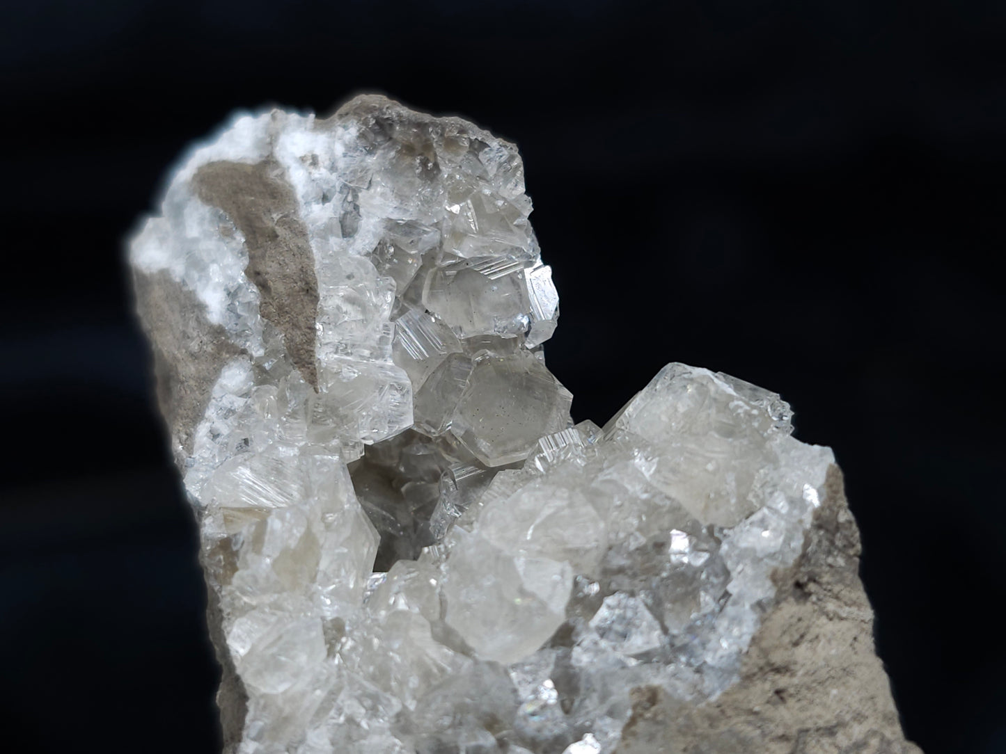 #33989 Super clear Nailhead Spar Calcite geode and  Chalcopyrite ore and multiple small fossils in the matrix