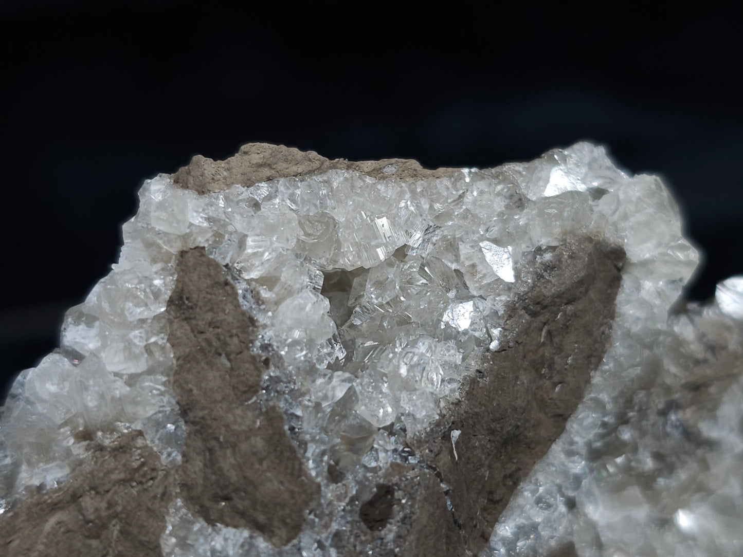 #33989 Super clear Nailhead Spar Calcite geode and  Chalcopyrite ore and multiple small fossils in the matrix