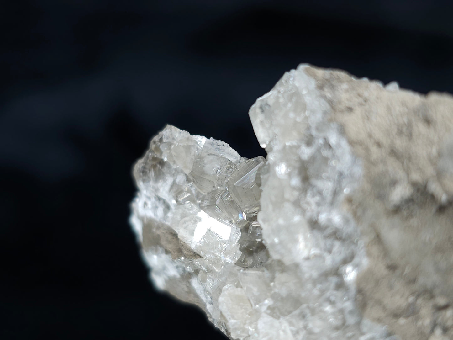 #33989 Super clear Nailhead Spar Calcite geode and  Chalcopyrite ore and multiple small fossils in the matrix