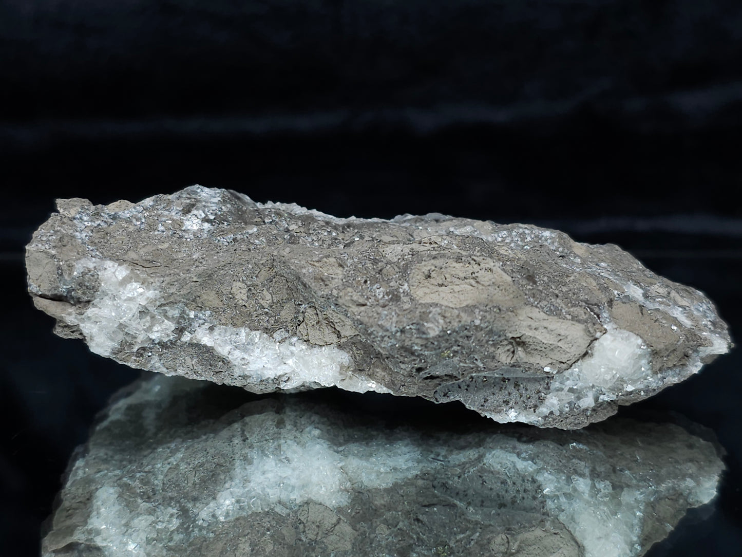 #33990 Super clear Nailhead Spar Calcite cluster and Chalcopyrite ore and multiple small fossils in the matrix