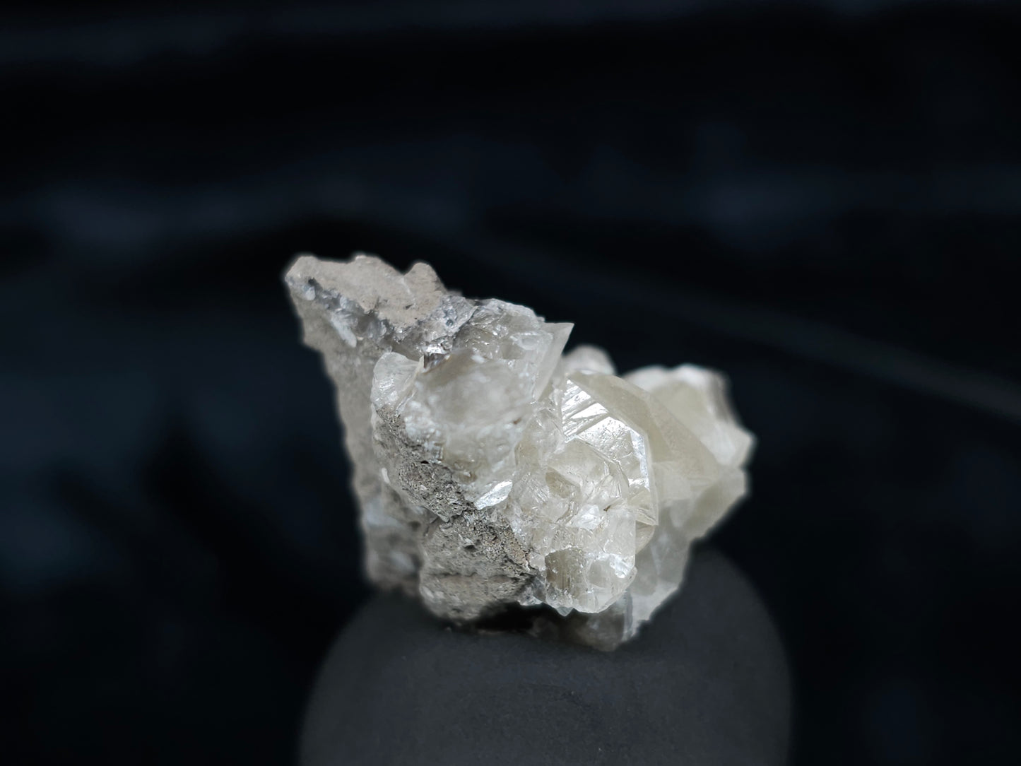 #33992 Super clear Nailhead Spar Calcite cluster and Chalcopyrite ore and multiple small fossils in the matrix