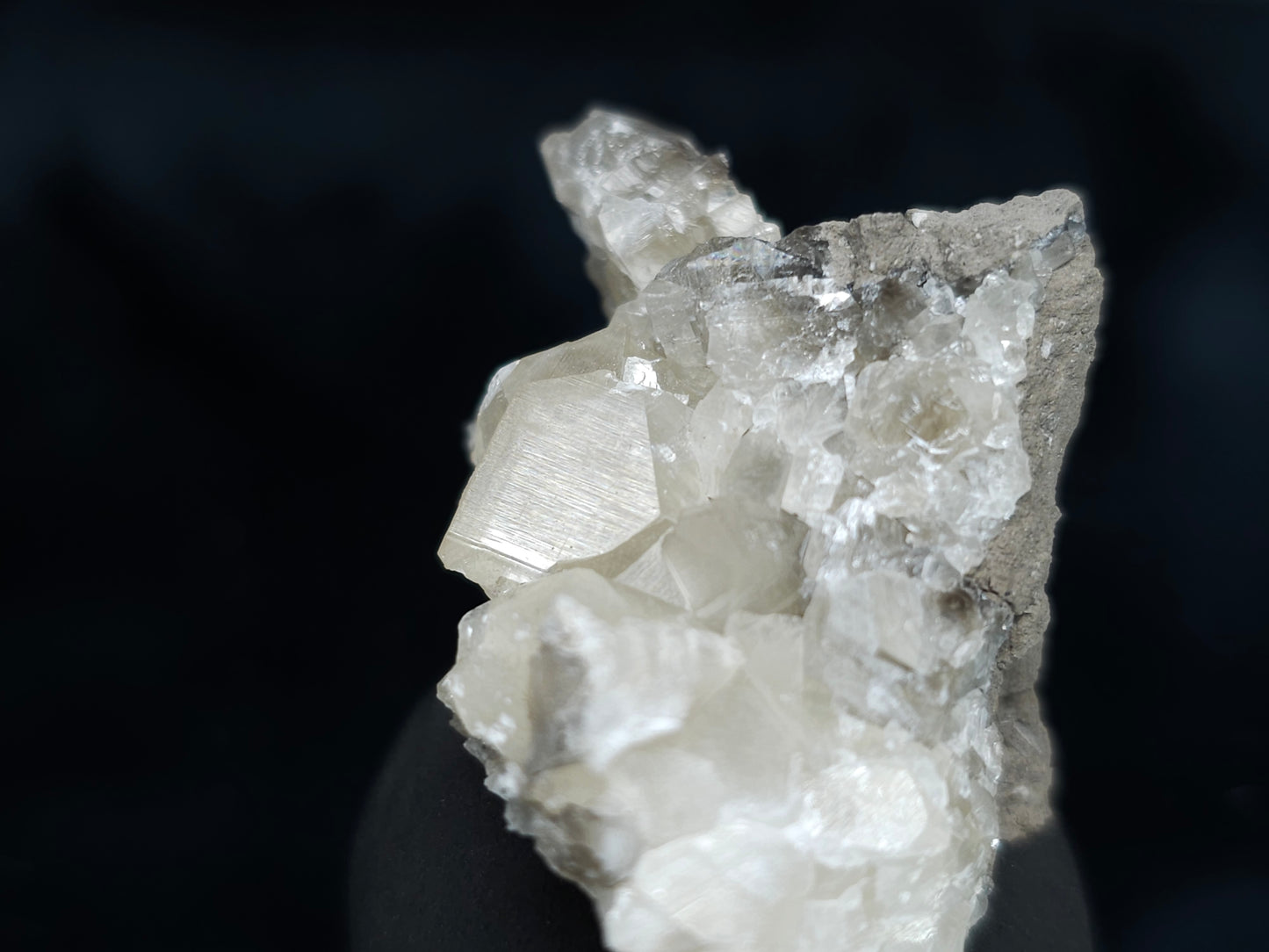 #33992 Super clear Nailhead Spar Calcite cluster and Chalcopyrite ore and multiple small fossils in the matrix
