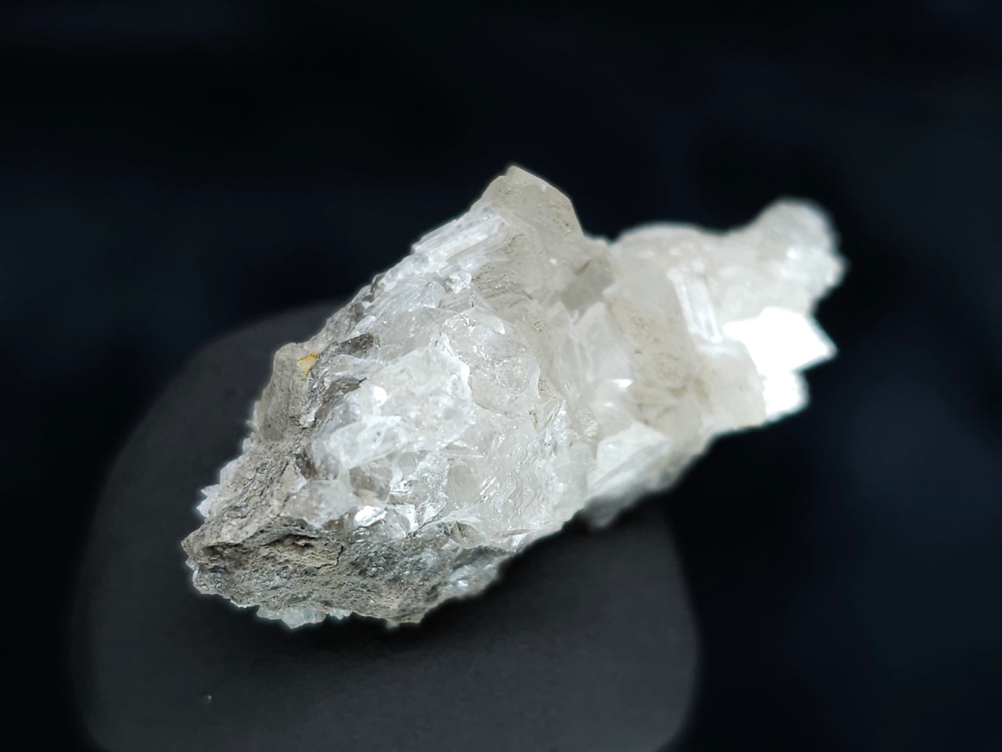 #33993 Super clear Nailhead Spar Calcite cluster and Chalcopyrite ore and multiple small fossils in the matrix