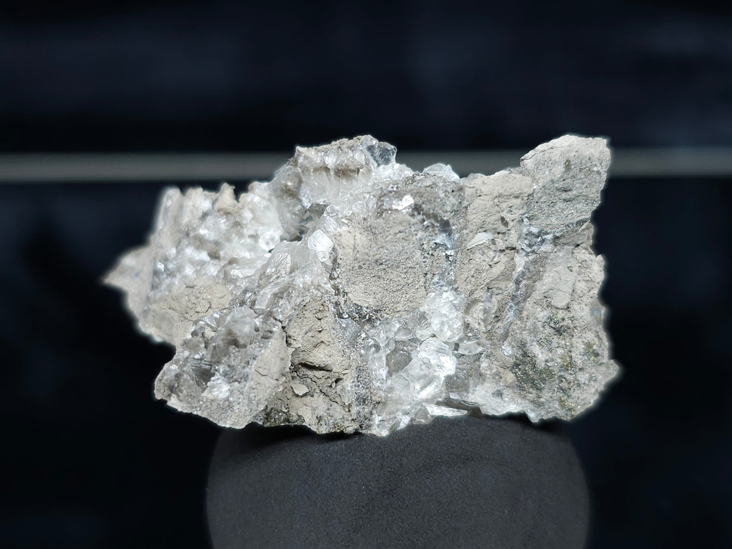 #33994 Super clear Nailhead Spar Calcite geode and Chalcopyrite ore and multiple small fossils in the matrix