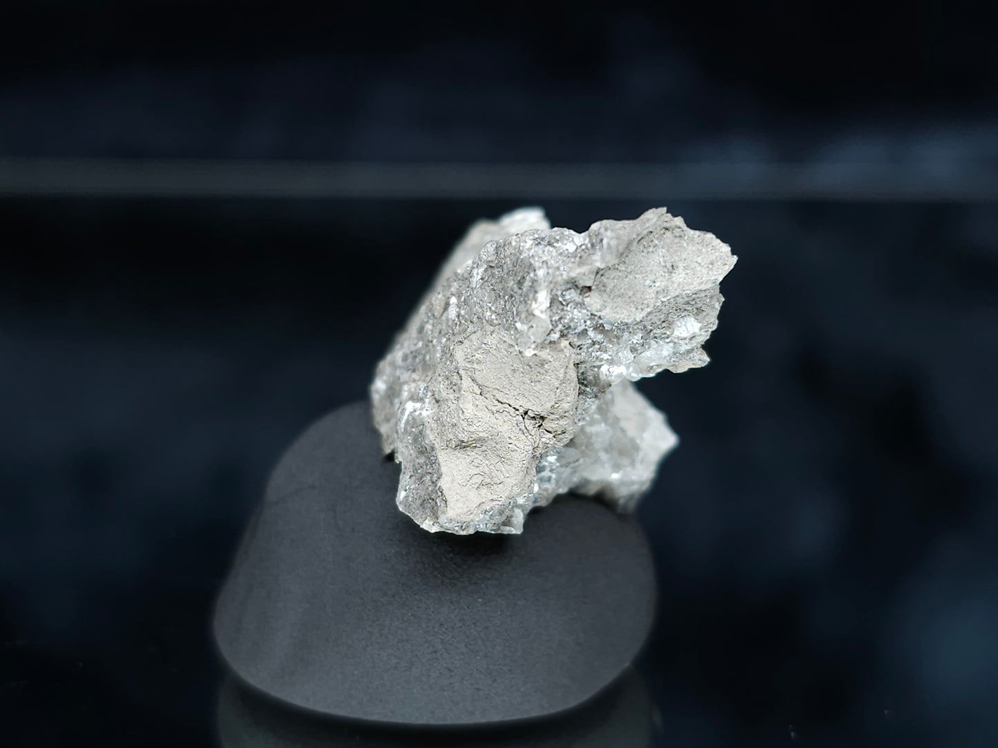 #33995 Super clear Nailhead Spar Calcite geode and Chalcopyrite ore and multiple small fossils in the matrix